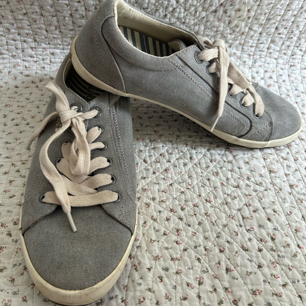 Women’s Gray Sneakers - Picture 2 of 3